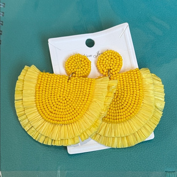 Accessories - 💎Fashion Jewelry Yellow Beaded Fringe Earrings